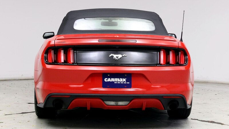 2015 Ford Mustang  6