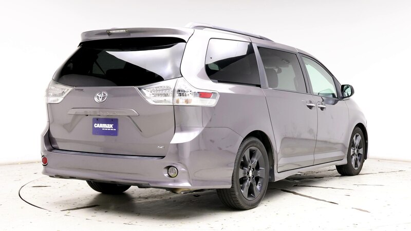 2016 Toyota Sienna SE Premium 8