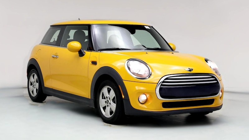 2014 MINI Cooper Hardtop  Hero Image