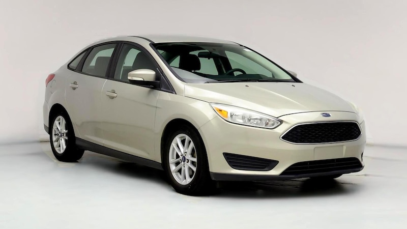 2016 Ford Focus SE Hero Image