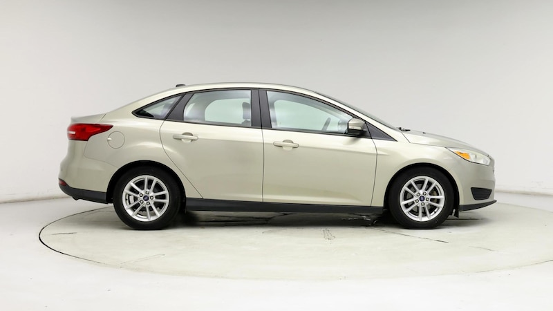 2016 Ford Focus SE 7