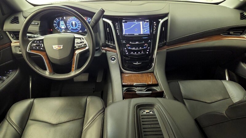 2019 Cadillac Escalade Luxury 9