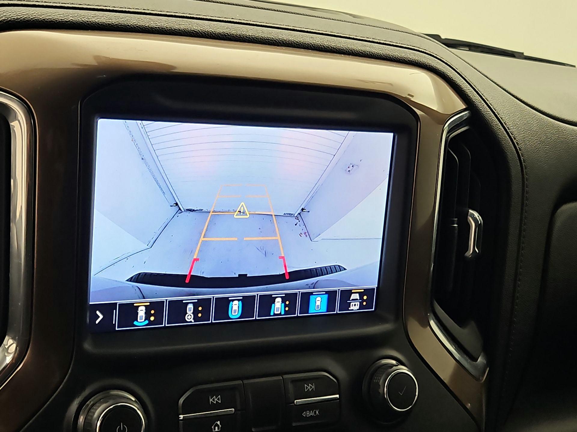 Thumbnail: 2020 Chevrolet Silverado 2500 - 15