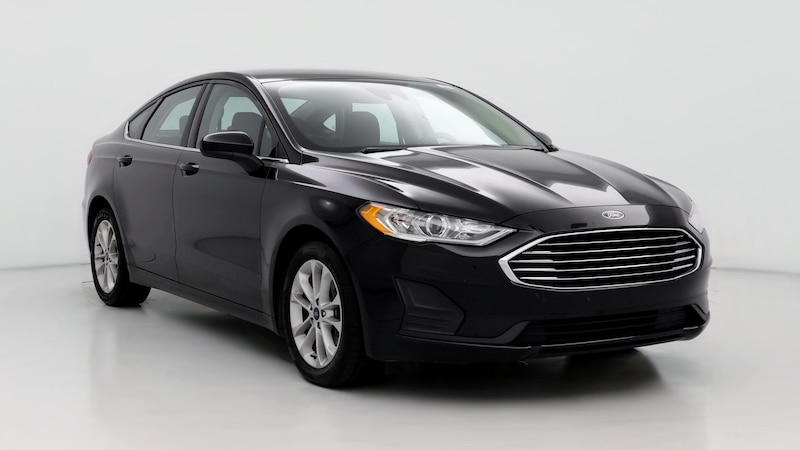 2020 Ford Fusion SE Hero Image