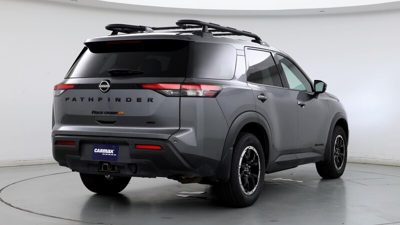 2023 Nissan Pathfinder SV 8