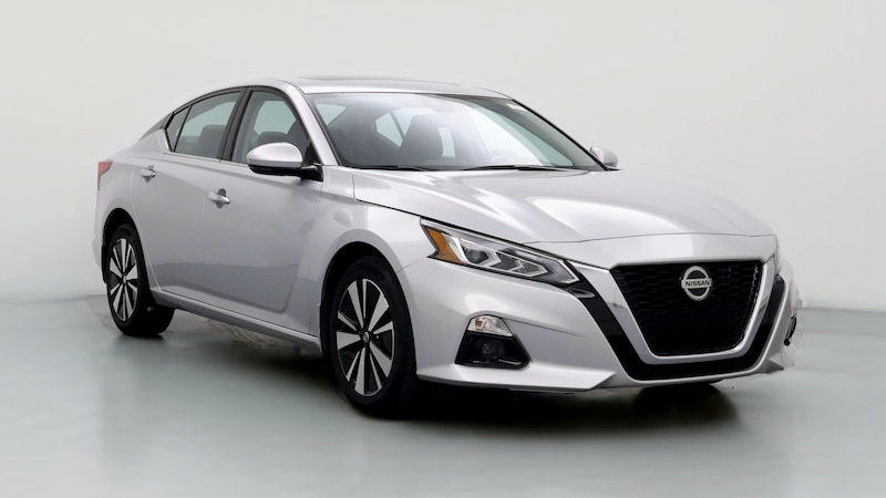 2021 Nissan Altima SL Hero Image