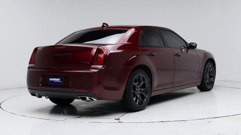 2021 Chrysler 300 S 8