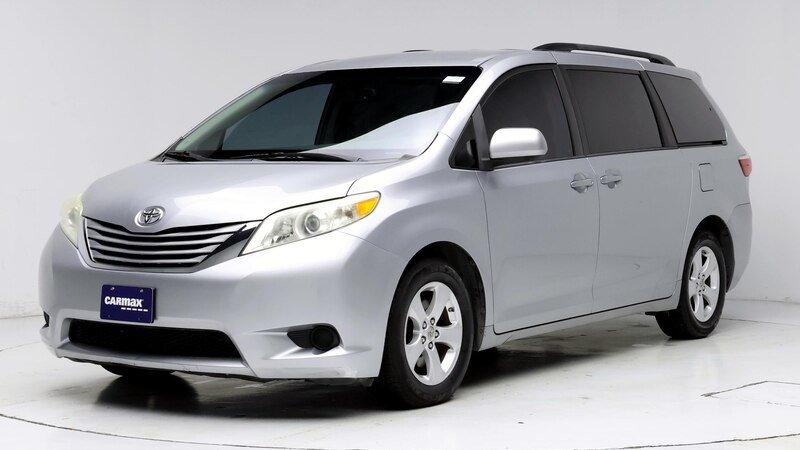 2017 Toyota Sienna LE 4