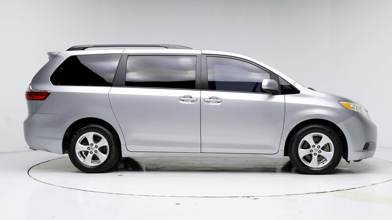 2017 Toyota Sienna LE 7