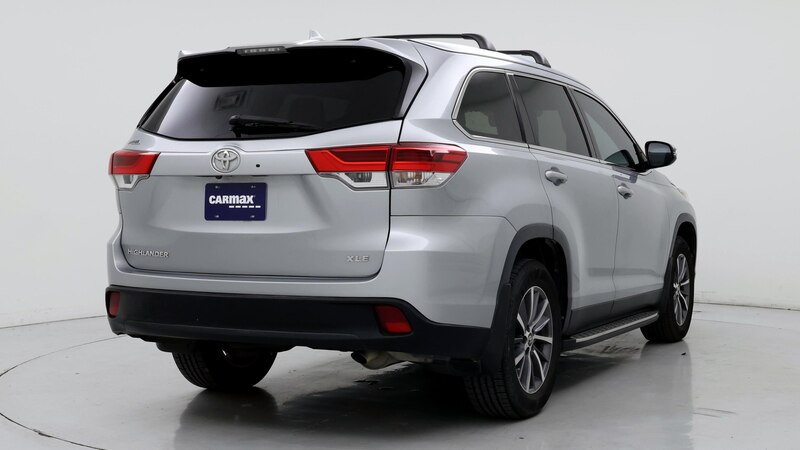 2019 Toyota Highlander XLE 8