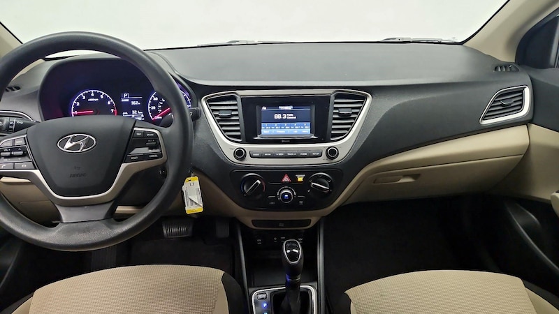 2019 Hyundai Accent SE 9