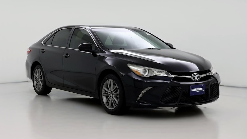 2016 Toyota Camry SE Hero Image