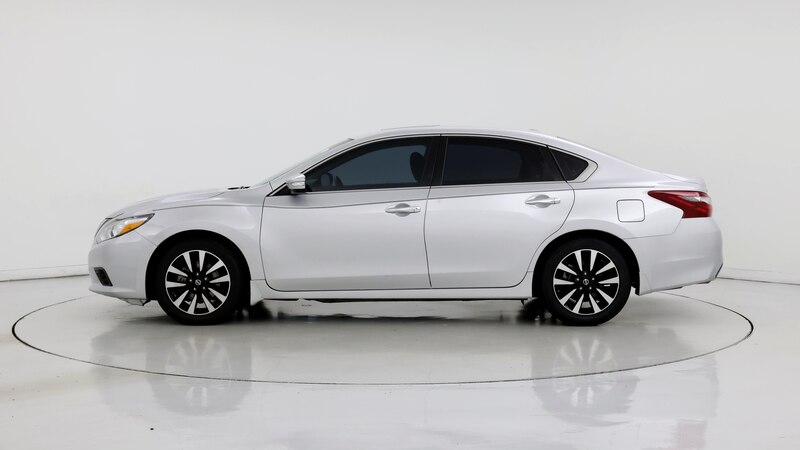 2018 Nissan Altima SV 3