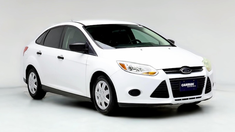 2014 Ford Focus S Hero Image