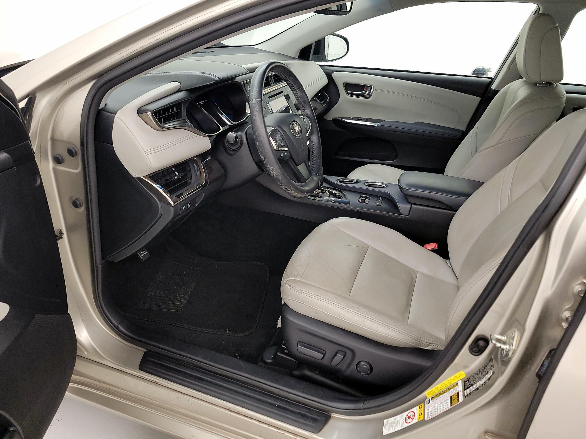 Thumbnail: 2013 Toyota Avalon - 11