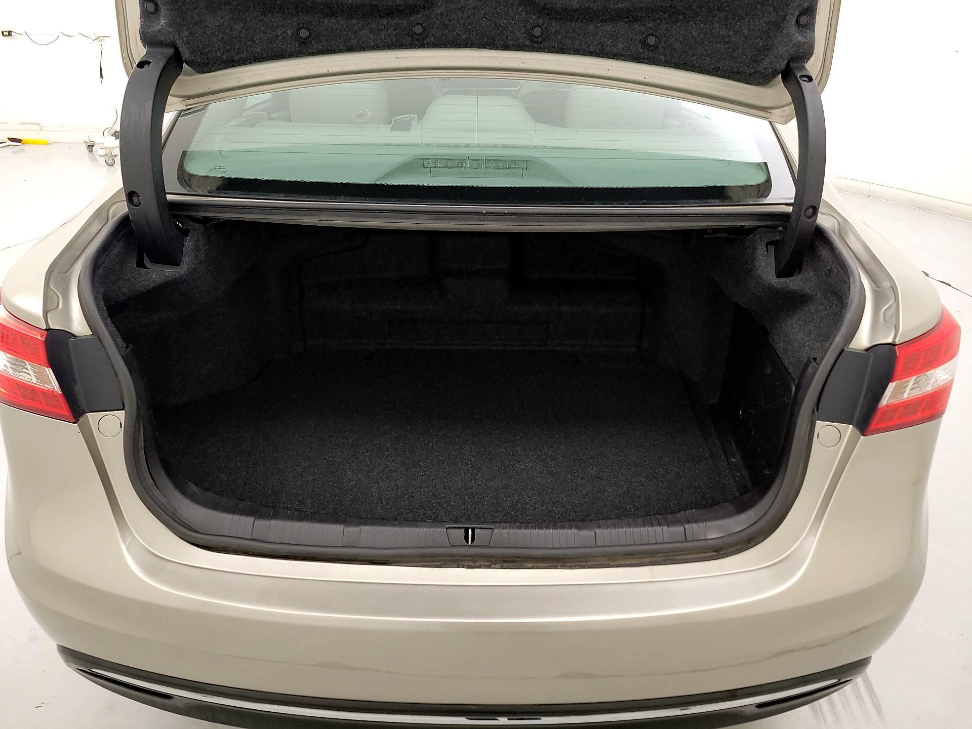 Thumbnail: 2013 Toyota Avalon - 20