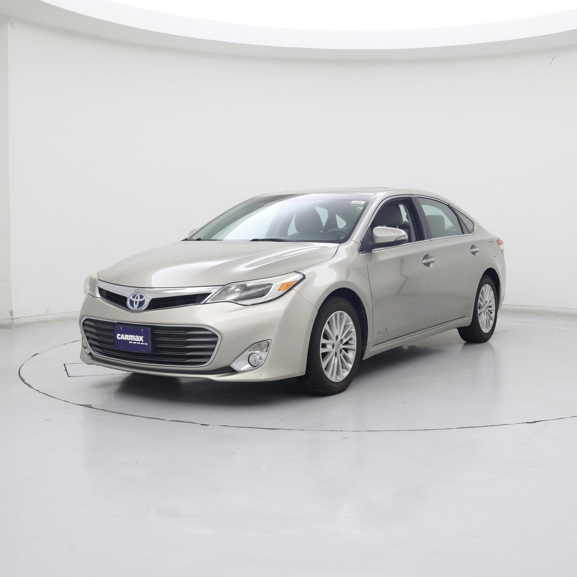 Thumbnail: 2013 Toyota Avalon - 4