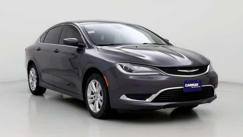2016 Chrysler 200 Limited Hero Image