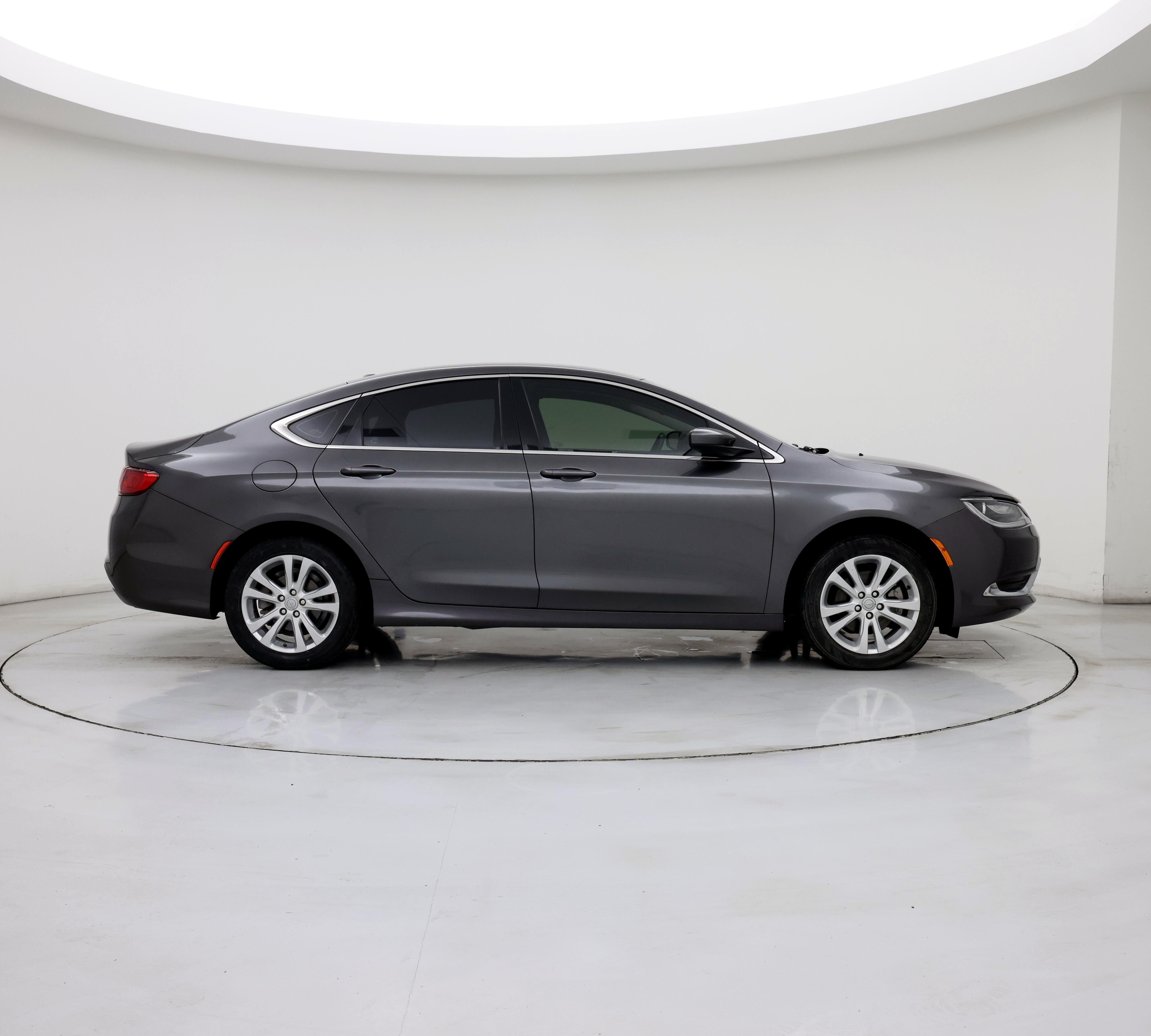 Thumbnail: 2016 Chrysler 200 - 7