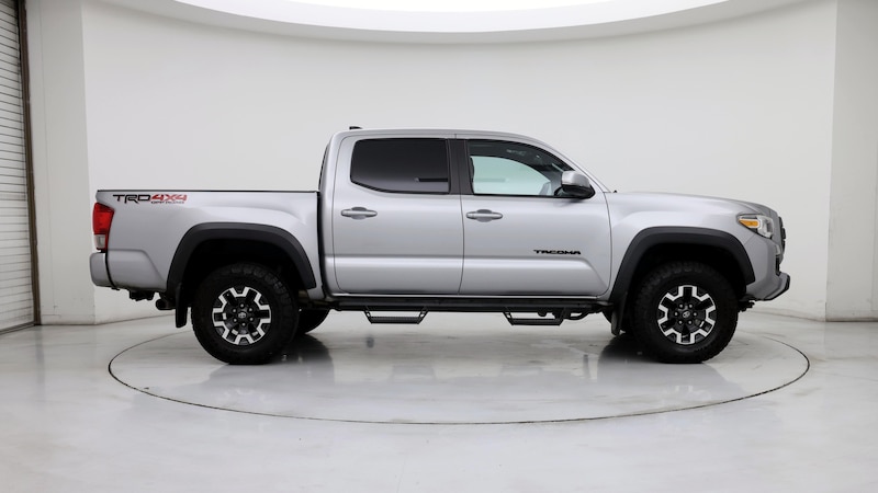 2017 Toyota Tacoma TRD Off-Road 7