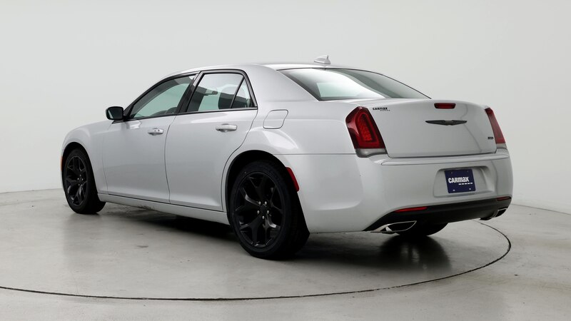 2020 Chrysler 300 Touring 2