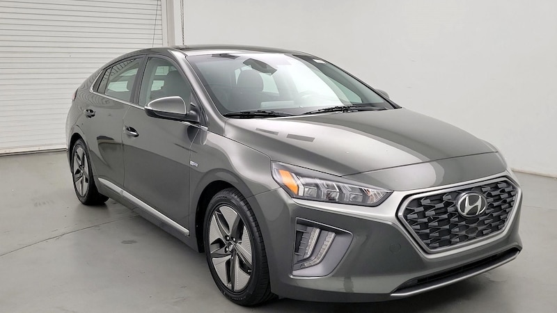 2020 Hyundai Ioniq SEL Hero Image