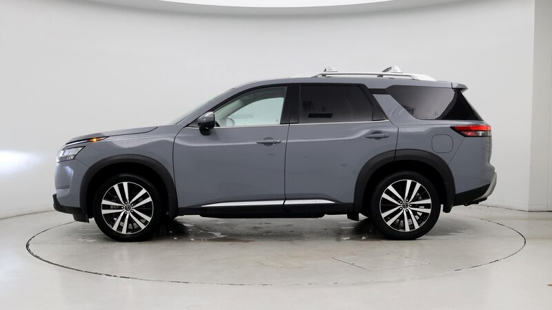 2023 Nissan Pathfinder Platinum 3