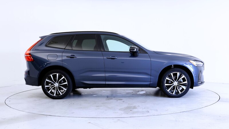 2024 Volvo XC60 B5 Plus 7