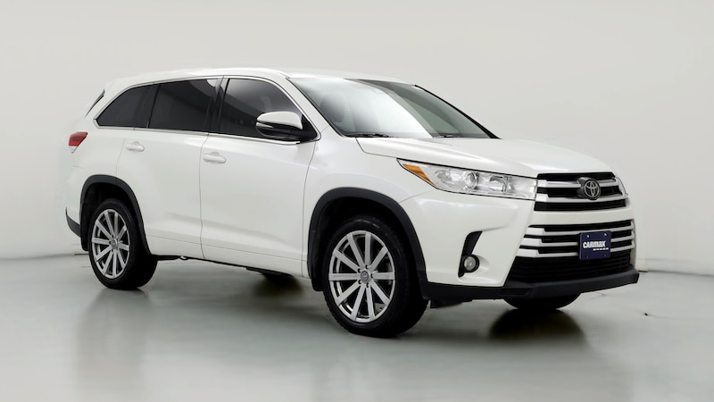 2018 Toyota Highlander Plus Hero Image