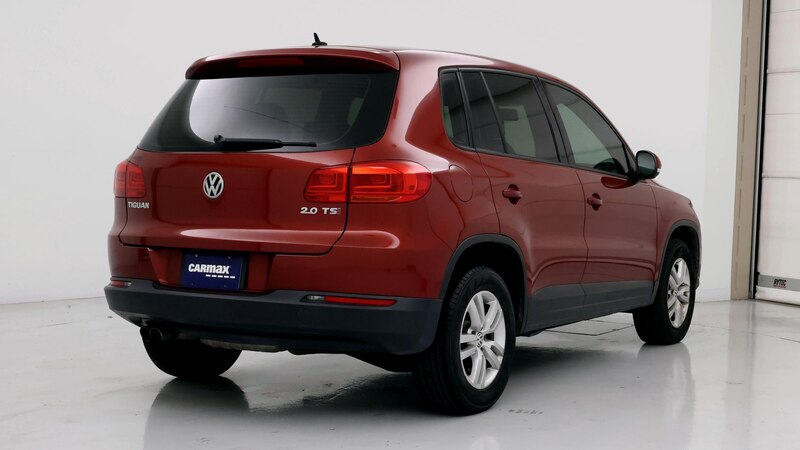 2014 Volkswagen Tiguan S 8