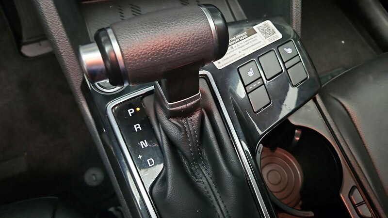 2023 Kia Sportage EX 18