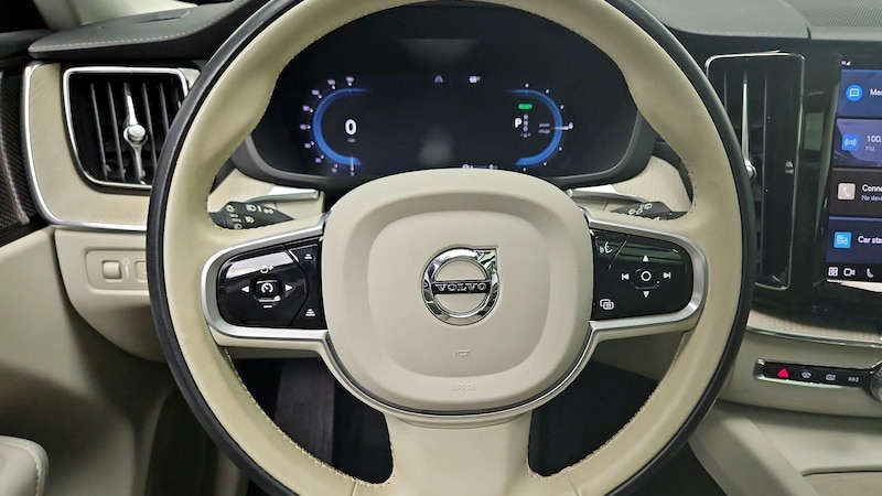 2022 Volvo XC60 Recharge Core 10