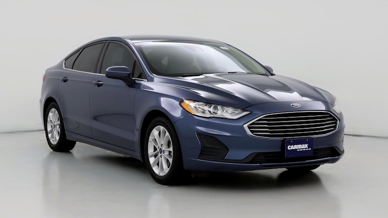 2019 Ford Fusion SE Hero Image