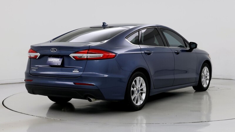 2019 Ford Fusion SE 8