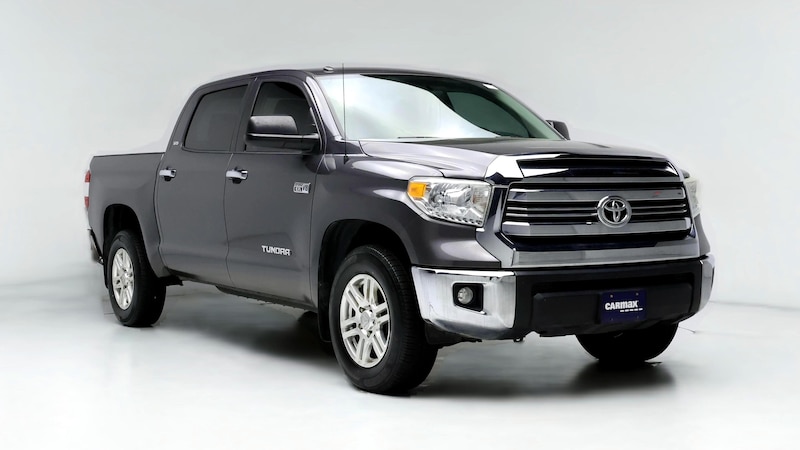 2016 Toyota Tundra SR5 Hero Image