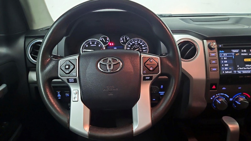 2016 Toyota Tundra SR5 10