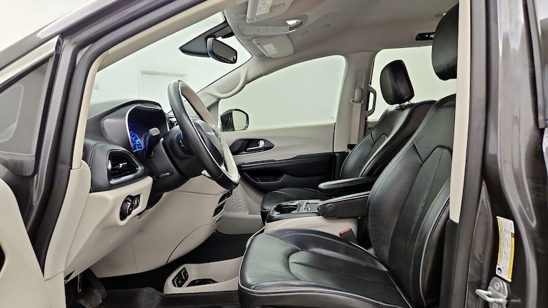 2020 Chrysler Pacifica Hybrid Limited 11