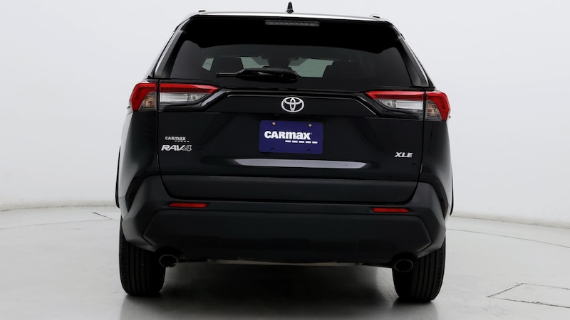 2019 Toyota RAV4 XLE 6