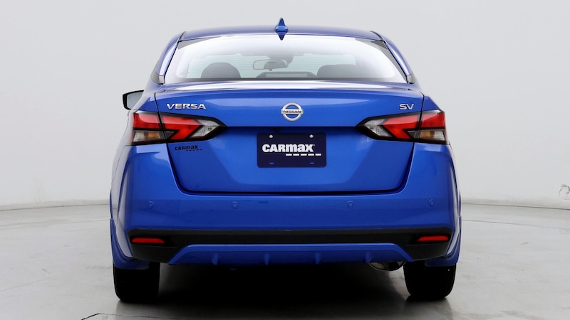 2022 Nissan Versa SV 6