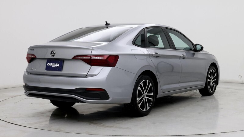 2022 Volkswagen Jetta Sport 8