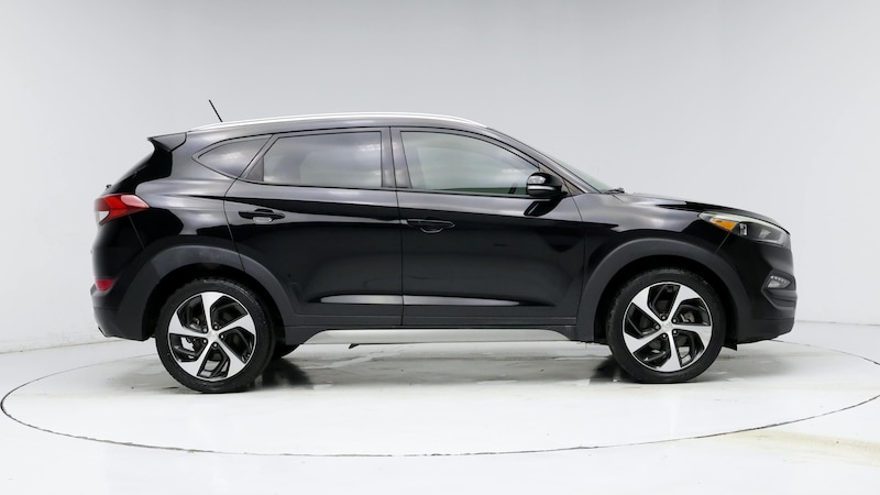 2017 Hyundai Tucson Sport 7