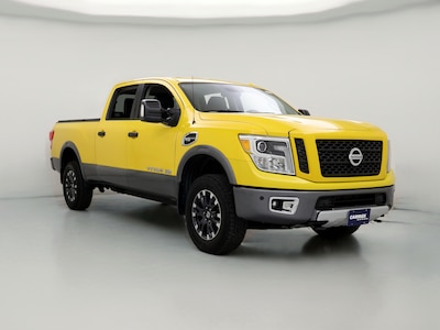 2017 Nissan Titan PRO-4X -
                Beaverton, OR