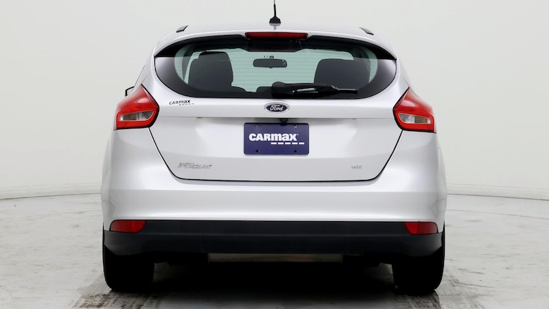 2015 Ford Focus SE 6