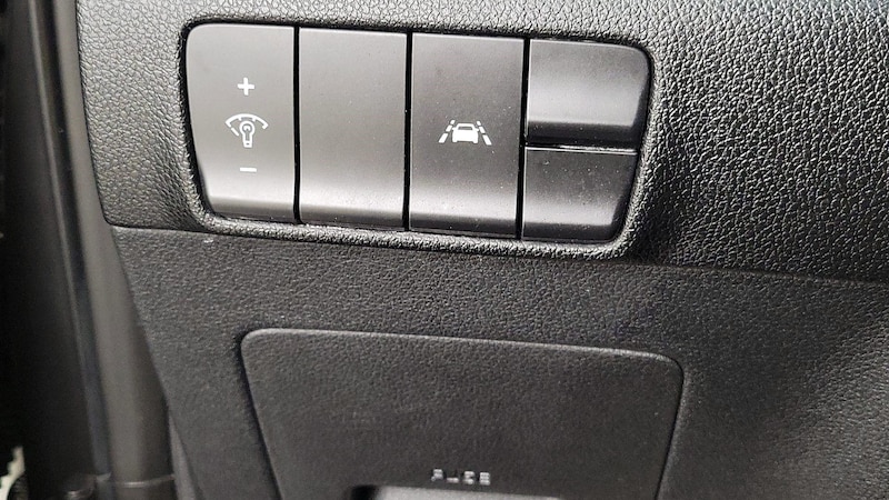 2022 Kia Sportage LX 13