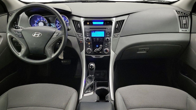 2013 Hyundai Sonata GLS 9