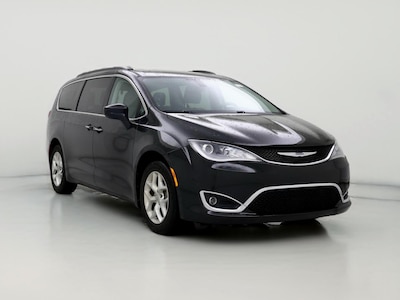 2020 Chrysler Pacifica Touring -
                Clackamas, OR