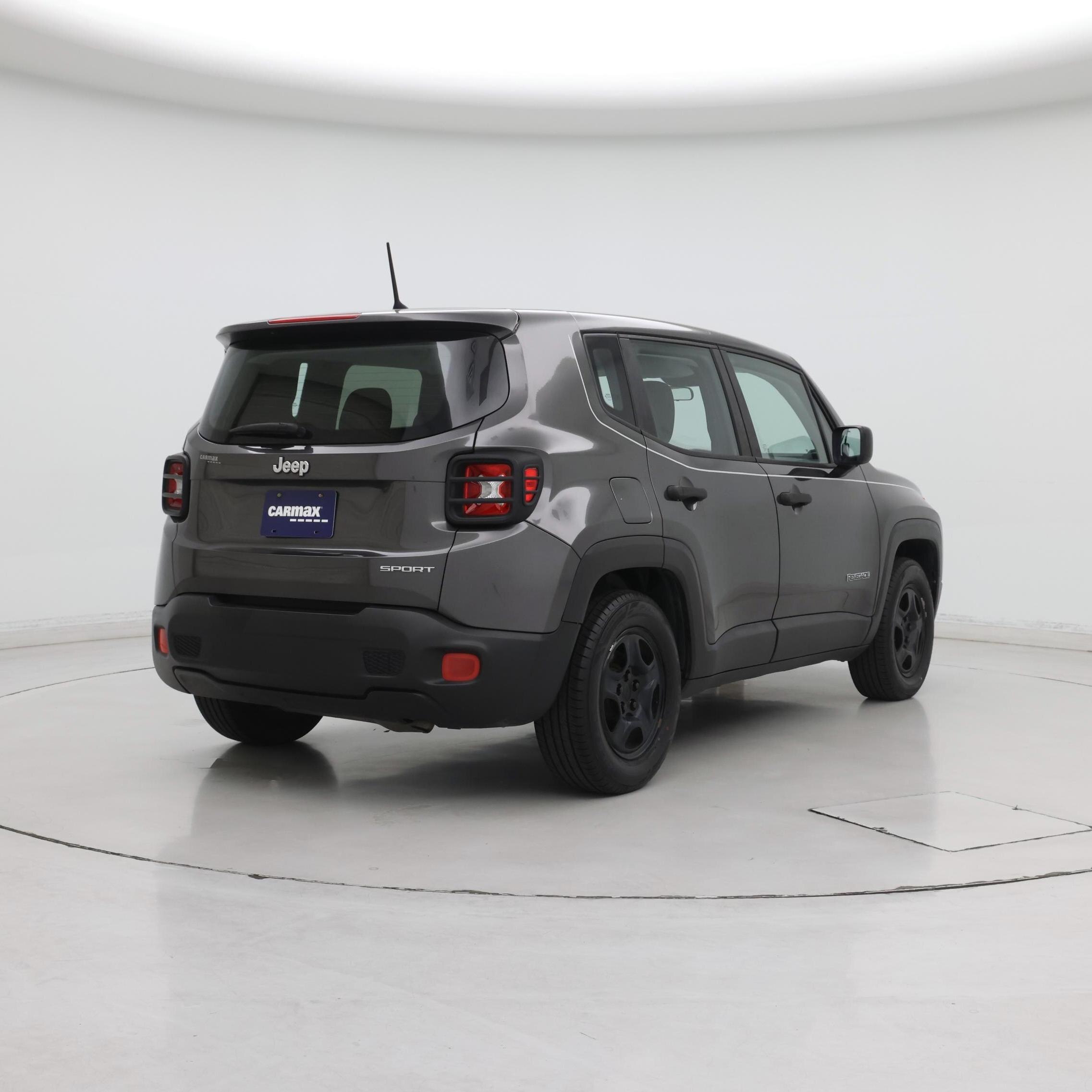 Thumbnail: 2017 Jeep Renegade - 8