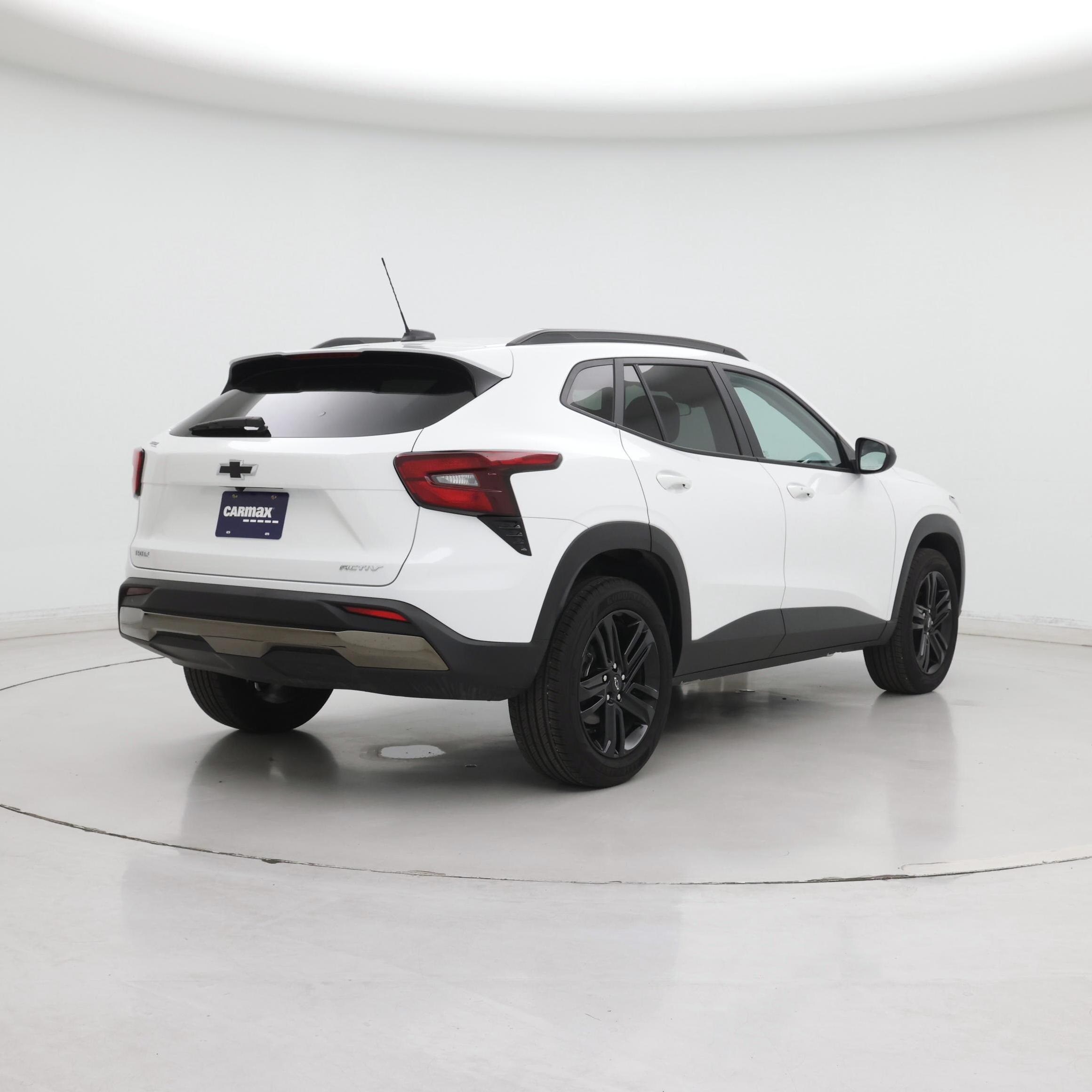 Thumbnail: 2024 Chevrolet Trax - 8