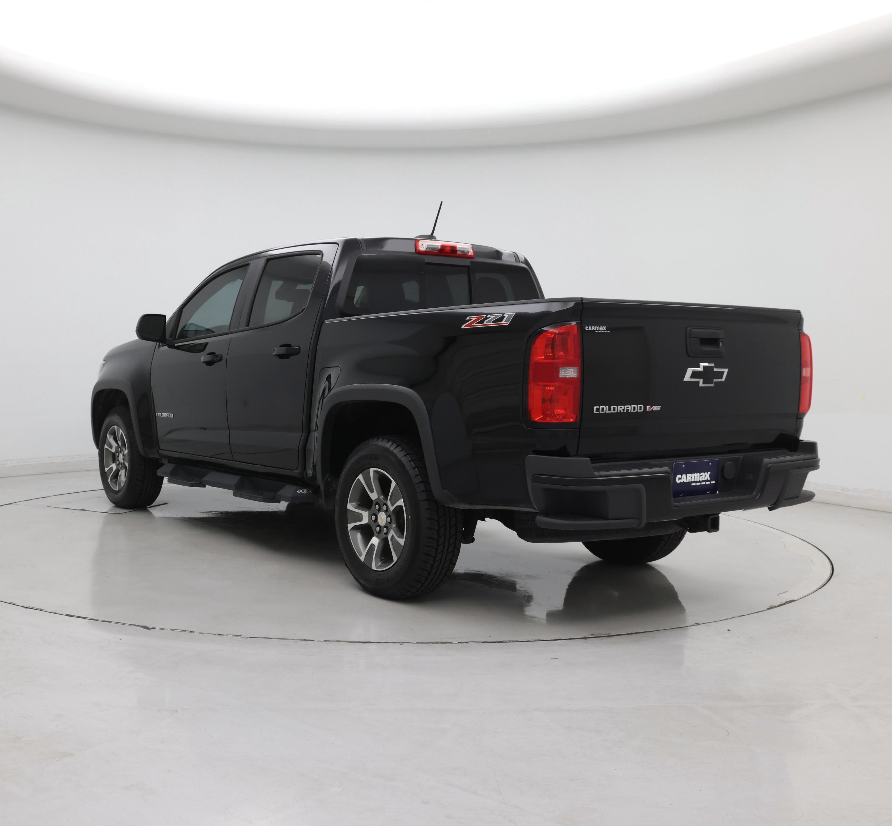 Thumbnail: 2017 Chevrolet Colorado - 2
