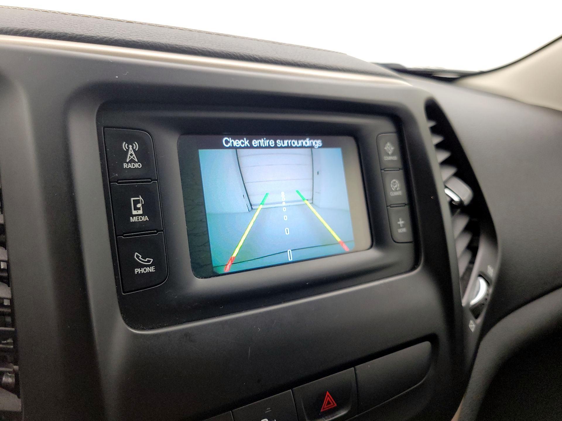 Thumbnail: 2015 Jeep Cherokee - 14